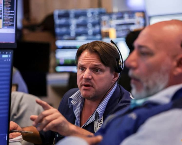 Global equity fund inflows at 3-week high as AI optimism boosts sentiment