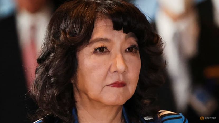 Japan finance minister distances herself from past forex comments