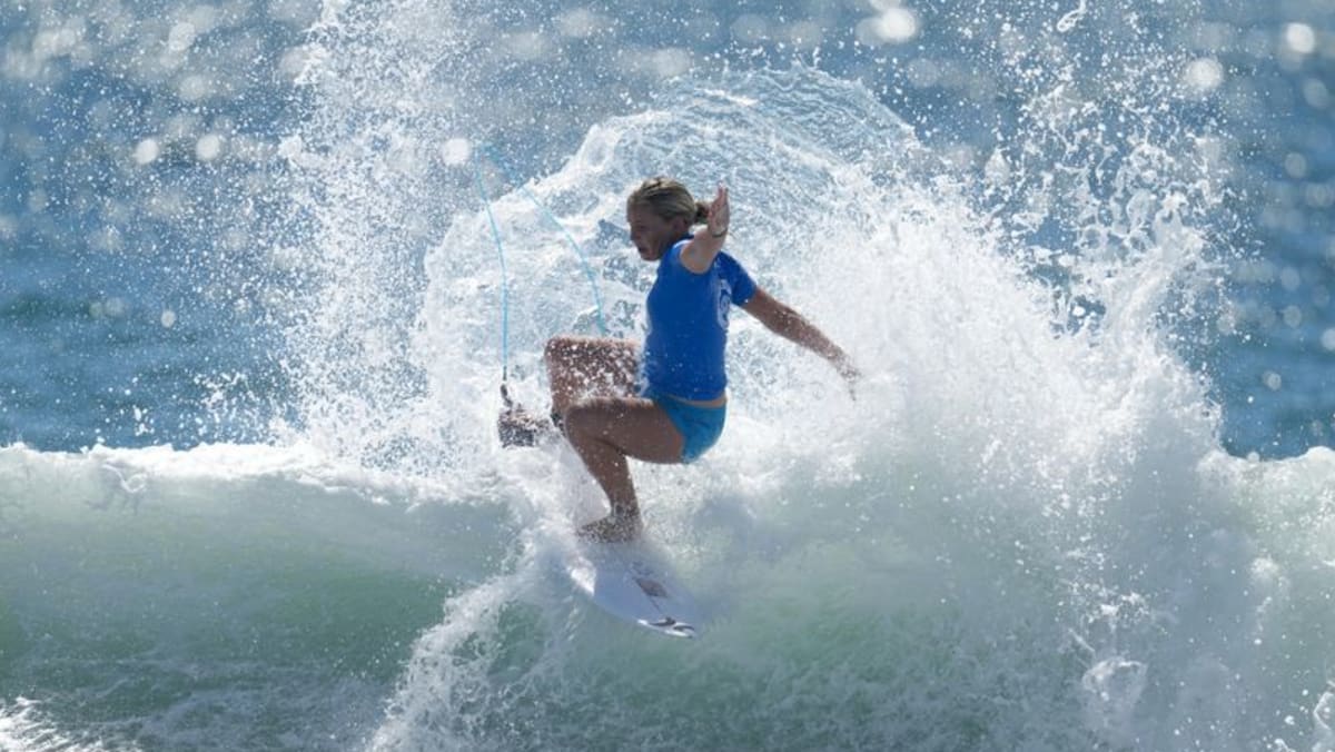 Surfing-Hawaii's Bryan goes back-to-back in Western Australia waves