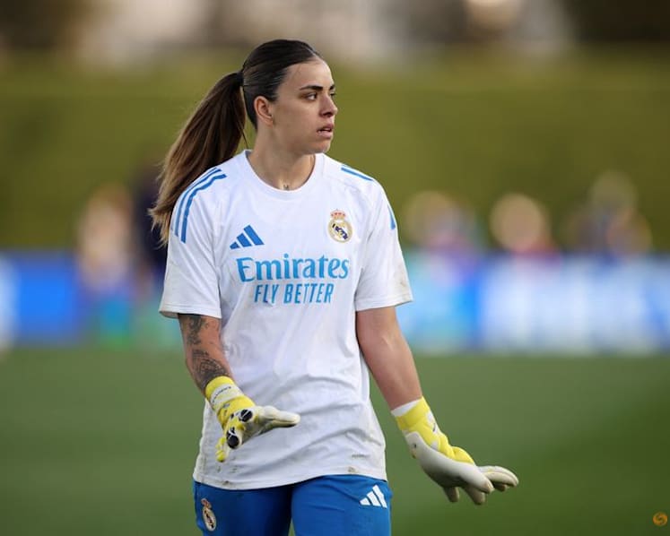 Spain keeper Rodriguez joins Arsenal after six years at Real