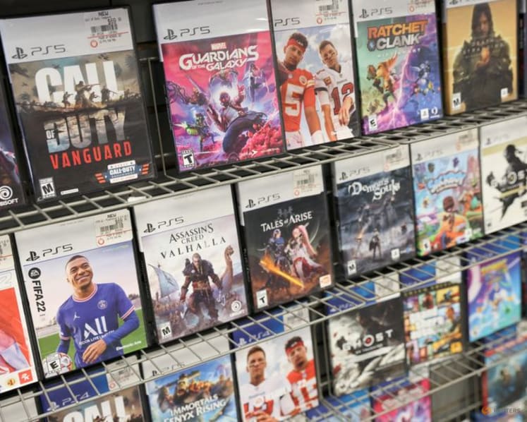 Commentary: Sony hits eject on the era of owning games