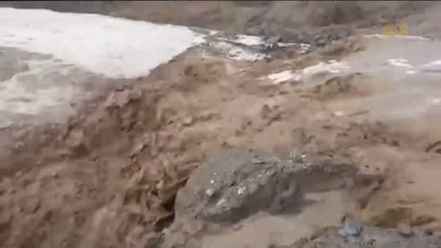 阿富汗出现雨雪天气 导致17死十多人伤