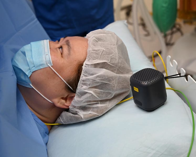 Music can help reduce anxiety and pain for women undergoing elective Caesarean surgery, KKH study shows 