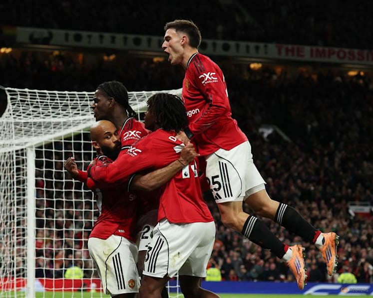 Champions Liverpool lose again, Man United into top four