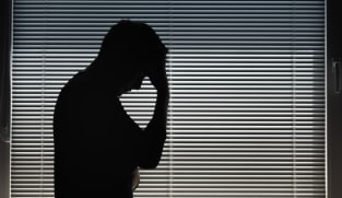 Why has there been a rise in the number of suicides among people in their 30s in Singapore?