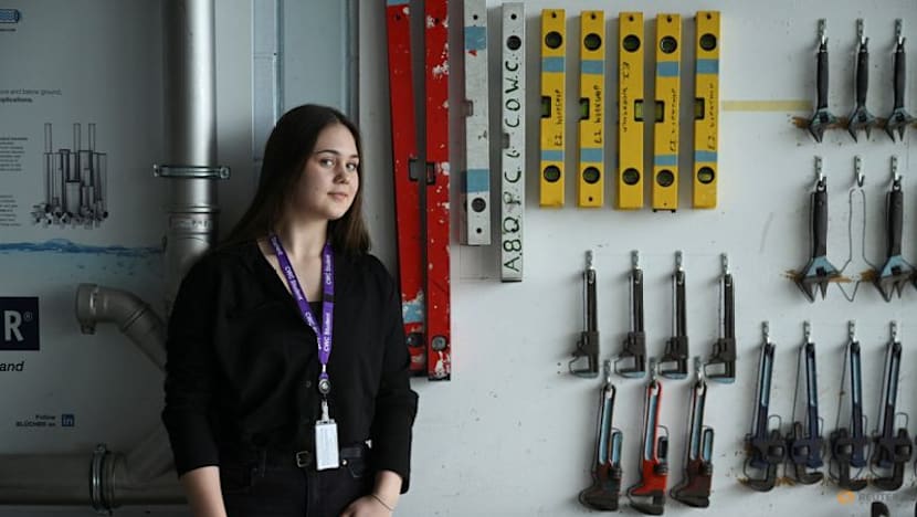 Fearing AI job losses, some young workers in Britain shift towards skilled trades