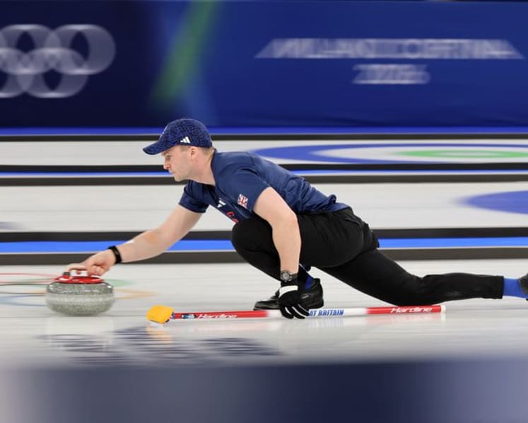 Curling-Rock-solid Britain beat US to secure semi-final berth