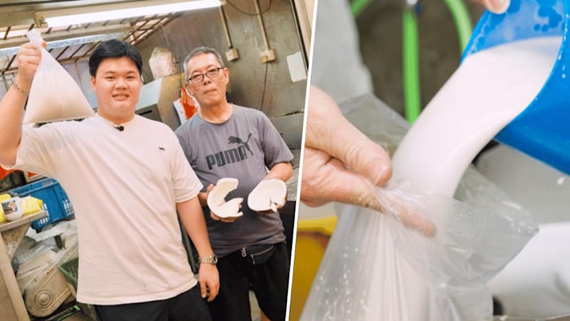 Fresh Coconut Milk Is Disappearing In S’pore, 27-Year-Old Uses TikTok To Keep Family Stall Fortune Coconut Whan Neng Alive