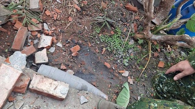 台陆军实弹训练出意外 炮弹偏轨击中三民宅