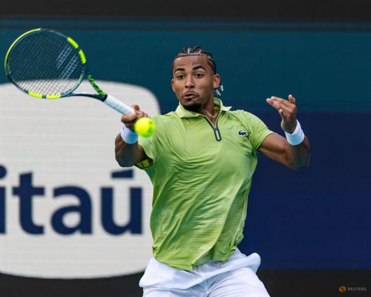 Sinner on doorstep of 'Sunshine Double' after beating Zverev in Miami