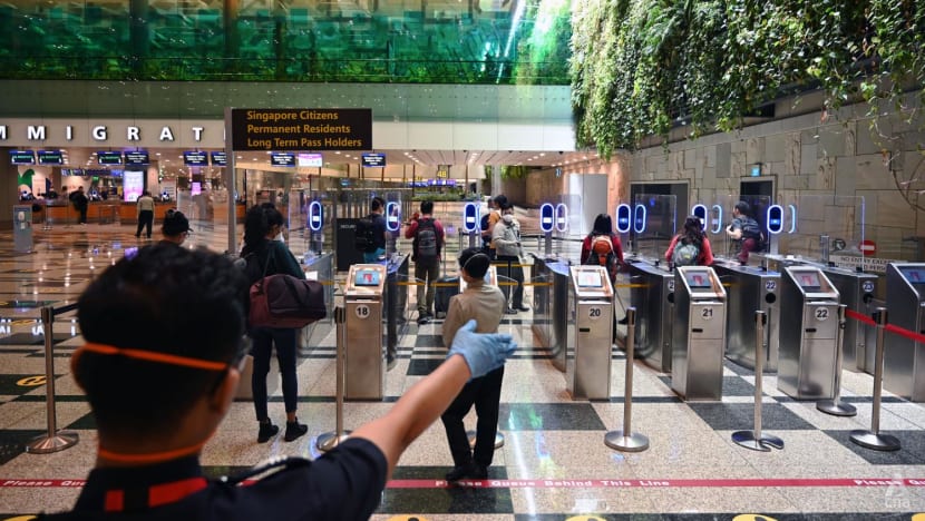 Airlines, travel agencies say customers with confirmed bookings not affected by freeze in new VTL ticket sales Airlines, travel agencies say customers with confirmed bookings not affected by freeze in new VTL ticket sales