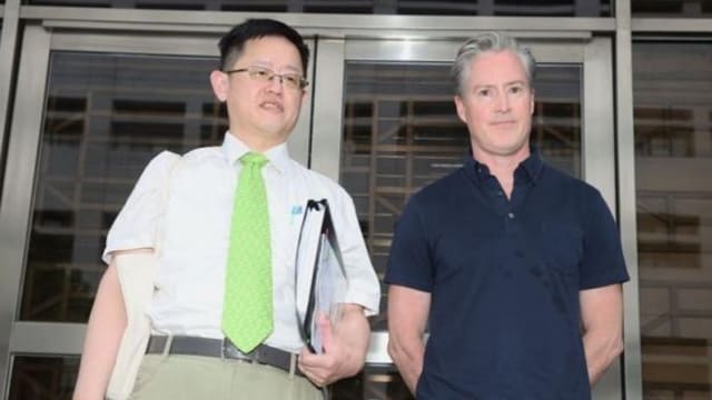 夏克立曝人身安全受威胁　现睡律师办公室