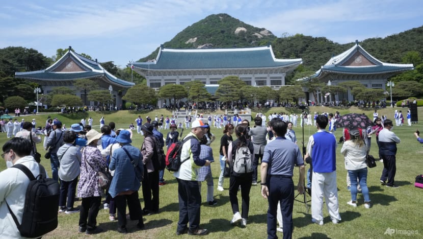 South Korea's Blue House opens to public for first time in 74 years