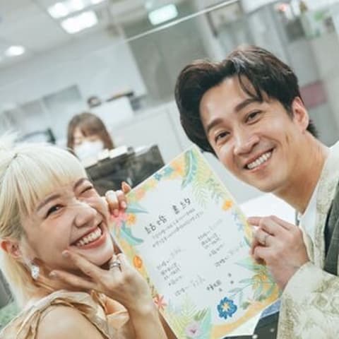 陈汉典、Lulu登记结婚，太紧张一度忘了地址！