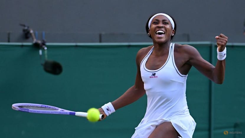 Gauff tames plucky Liu in third round to match best Wimbledon run