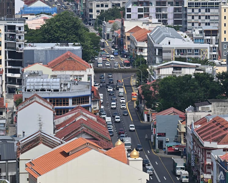 COE premiums fall across the board; Cat B down by S$40,000
