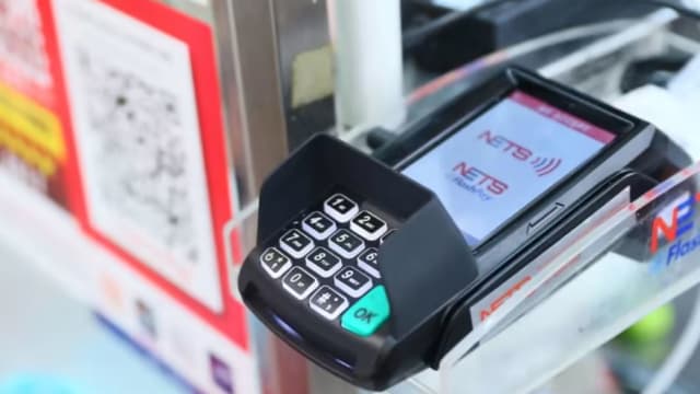 NETS部分终端机服务中断 一些顾客无法使用QR码付款