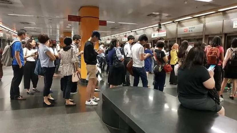 SMRT investigating power faults that caused NSL, Circle Line train disruptions