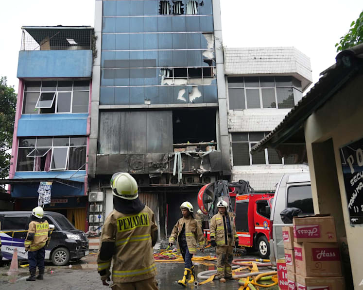 Fire breaks out in 7-storey building in Indonesia's Jakarta, 22 dead