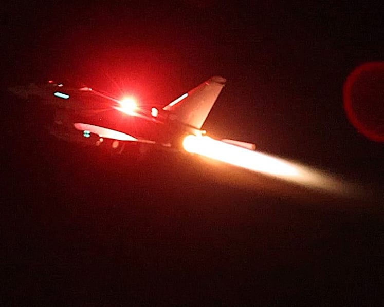 US, Britain launch strikes against Houthis in Yemen over Red Sea attacks