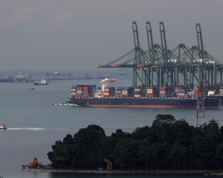 Singapore raises trade forecasts as non-oil exports grow 9.1% in second quarter of 2022