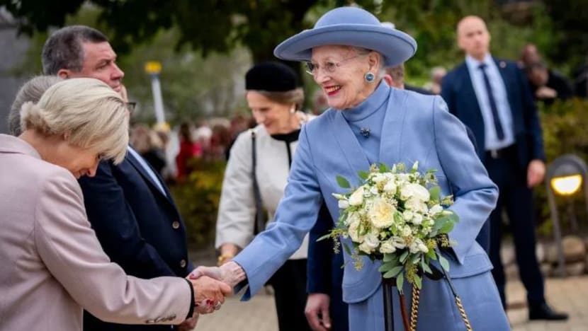 Ratu Margrethe II bagi Denmark umum secara mengejut hasrat turun takhta Ratu Margrethe II bagi Denmark umum secara mengejut hasrat turun takhta