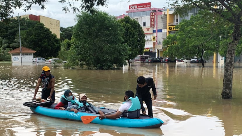 Singapore Red Cross donates US$100,000 for flood, typhoon relief efforts in Malaysia, Philippines 