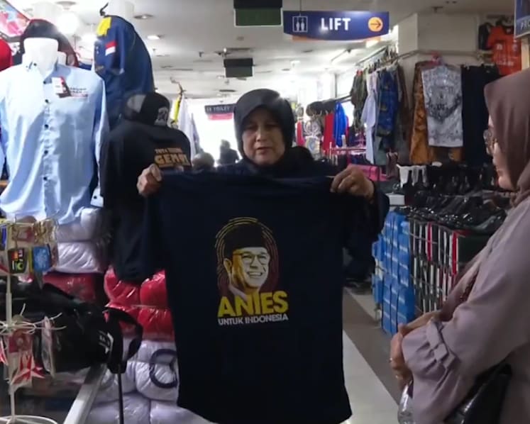 Usaha merchandise Indonesia laris manis meraup untung dari demam Pemilu 2024