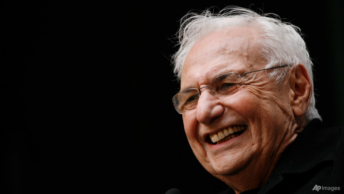 Frank Gehry, master architect with a flair for drama, dies at 96 Frank Gehry, master architect with a flair for drama, dies at 96