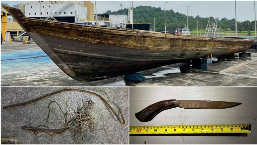 9 lelaki diberkas kerana curi besi buruk dari tongkang dekat Pulau Kusu 9 lelaki diberkas kerana curi besi buruk dari tongkang dekat Pulau Kusu