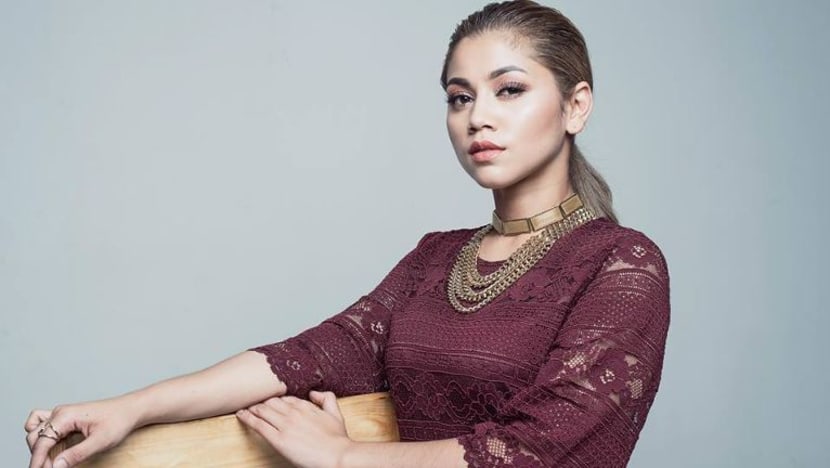 5 Soalan Bersama... Kaka Azraff
