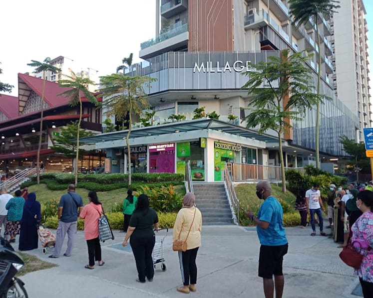Over 10 people who repeatedly broke safe distancing rules face S$1,000 fines as big crowds throng some weekend markets