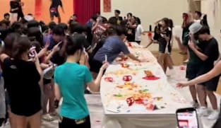 உணவை வீணாக்கிய NTU மாணவர்கள்