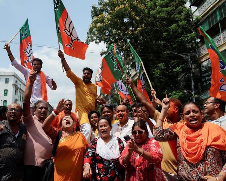 Modi's party set to gain big in Indian state elections