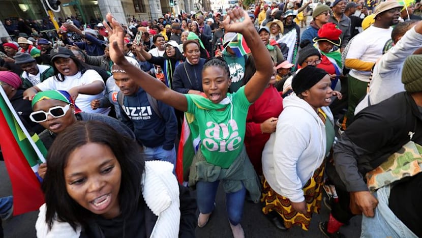 Thousands march to demand illegal migrants leave South Africa