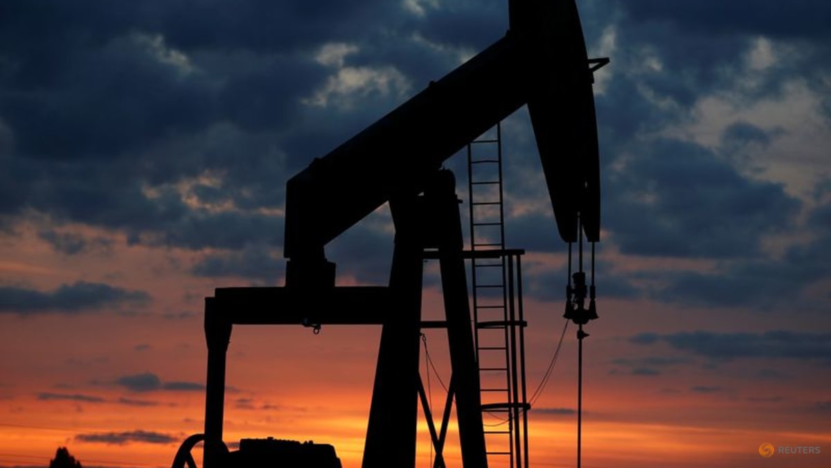 Minyak Mentah Tembus US$107 — Gangguan Selat Hormuz Ancam Pasokan Global hingga 2027