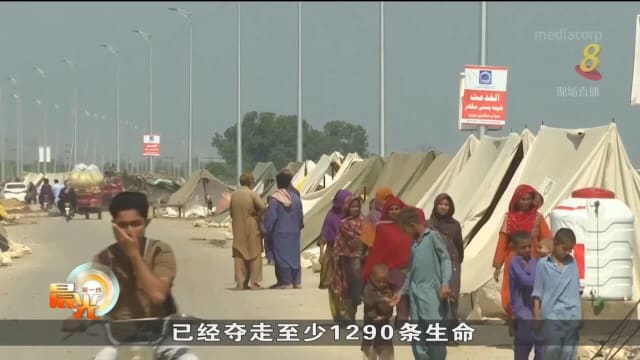 巴国洪灾后续救援困难重重 灾民：小孩都被迫吃土