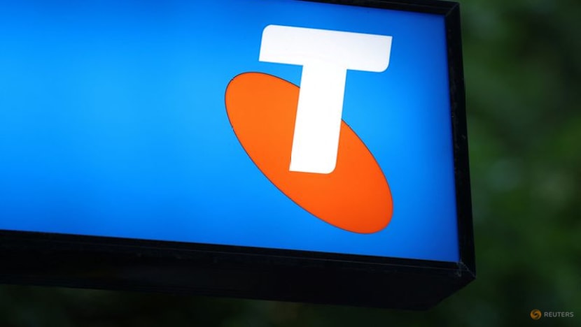 Telstra outage disrupts Australian train services, taxi payments