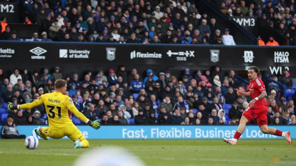 Forest boost top-four hopes with 4-2 win over struggling Ipswich