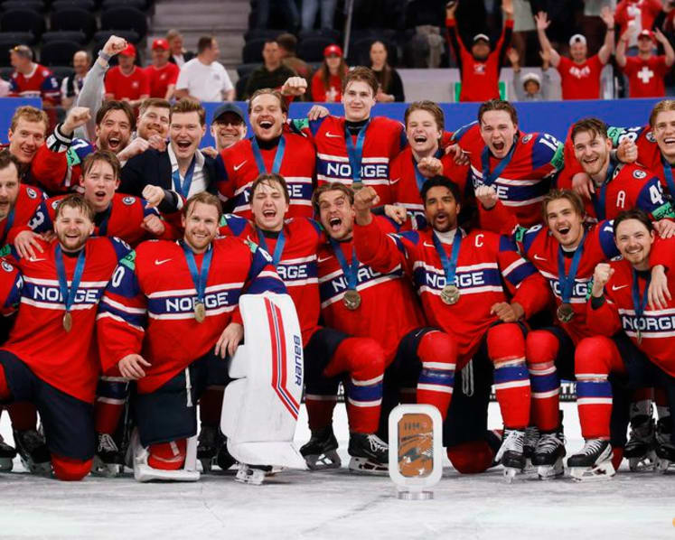 Ice hockey-Norway stun Canada to win sensational bronze at world championship