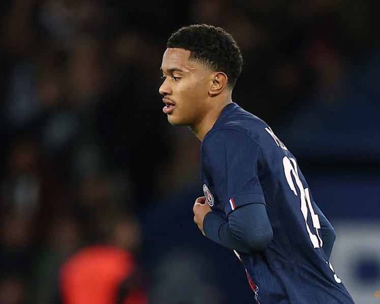 Mayulu goal helps PSG manage draw with Strasbourg