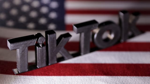 白宫：TikTok协议拟设美国人主导董事会 美企负责用户数据