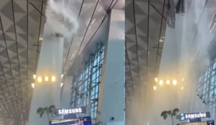 Atap Terminal 3 Bandara Soekarno-Hatta ambruk akibat hujan deras, Angkasa Pura minta maaf