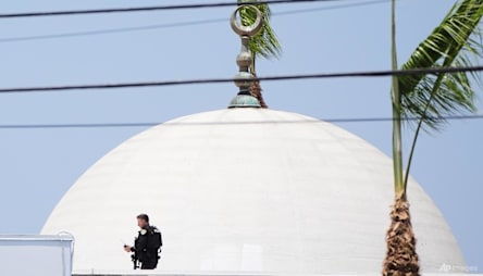 Shooting at San Diego mosque leaves five dead, including two suspects