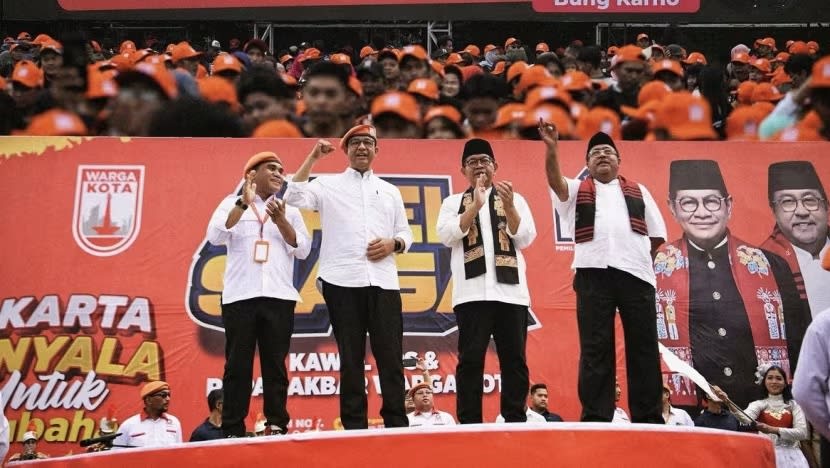 Jokowi, Anies Baswedan giat sokong calon pilihan masing-masing bagi jawatan Gabenor Jakarta 