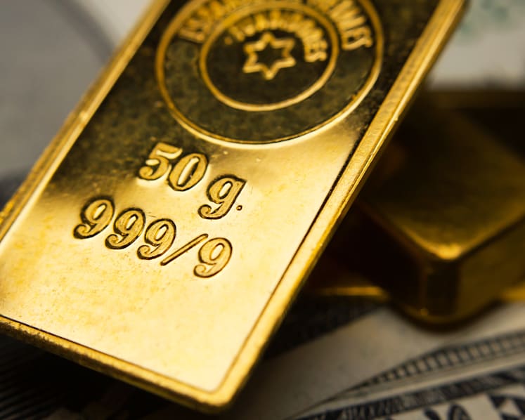 Investing in gold in times of uncertainty: Is it worth doing it?