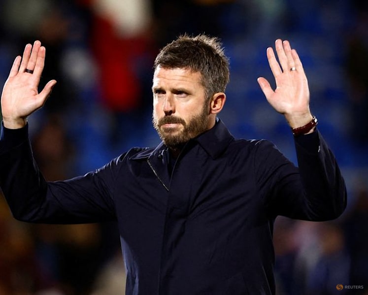 Fernandes questions United's tactics after Como hammering