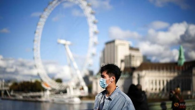 Britain siap sedia tangani lonjakan pesakit COVID-19 di hospital Britain siap sedia tangani lonjakan pesakit COVID-19 di hospital