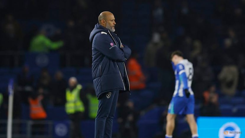 Palace beat Fulham to move up to fourth, Rutter rescues point for Brighton