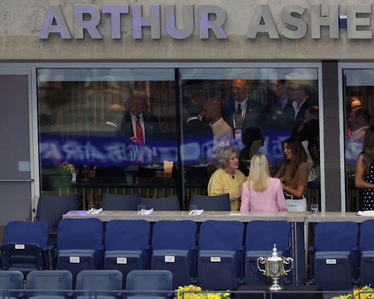 Trump receives mixed reaction at US Open after security delays frustrate fans